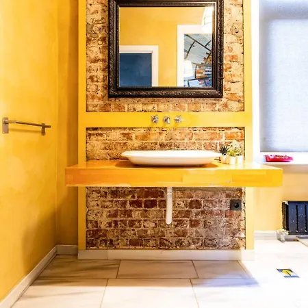 Charming Rustic 2bd2bath Heart Of Taksim! #364 דירה